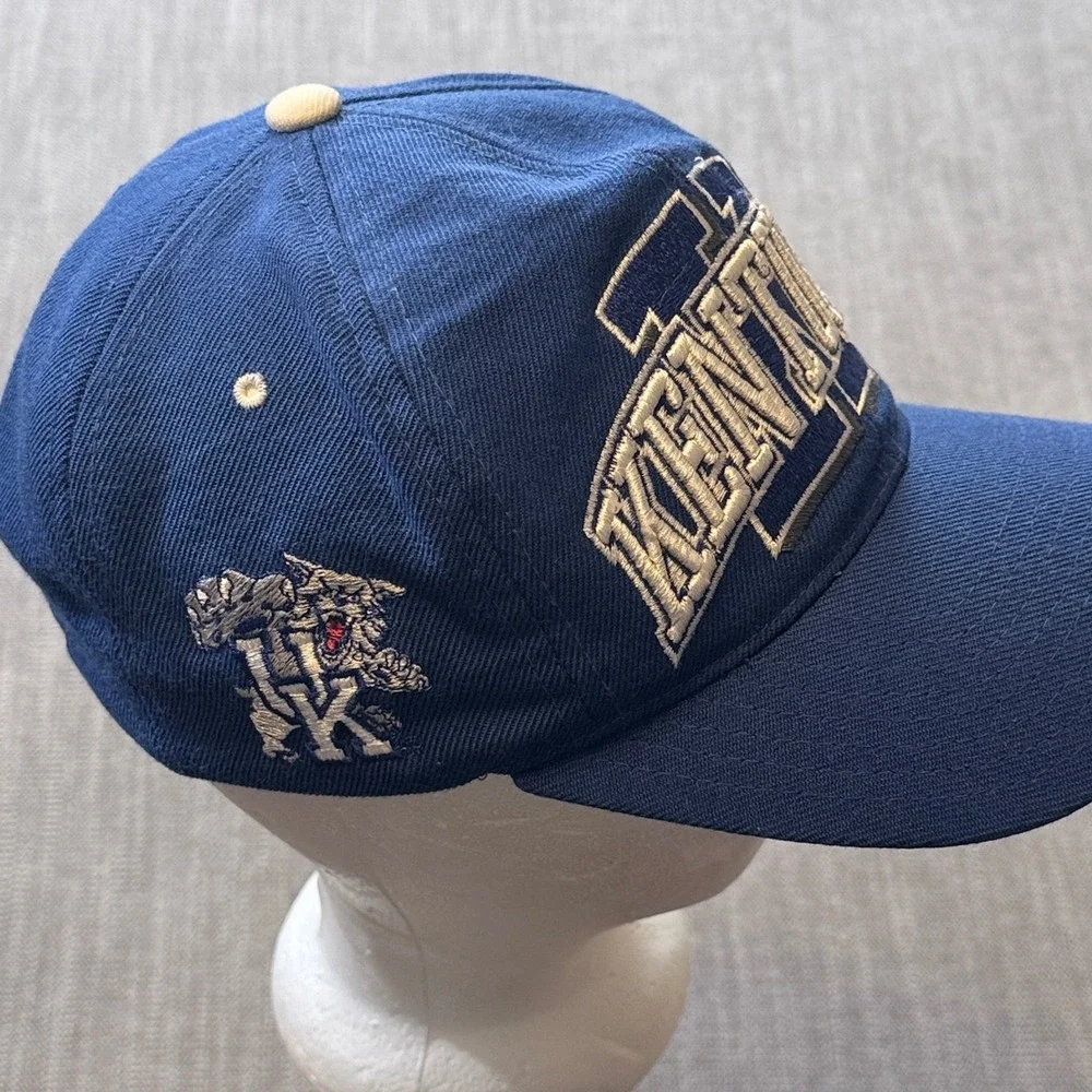 Kentucky Wildcats Vintage Snapback Hat Blue Raised Embroidery NCAA‎ One Size
